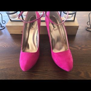 Faux suede Hot pink ankle strap wedges size 8